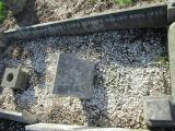 image of grave number 379867